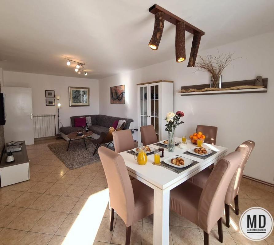 Apartment Valery Pula Bagian luar foto