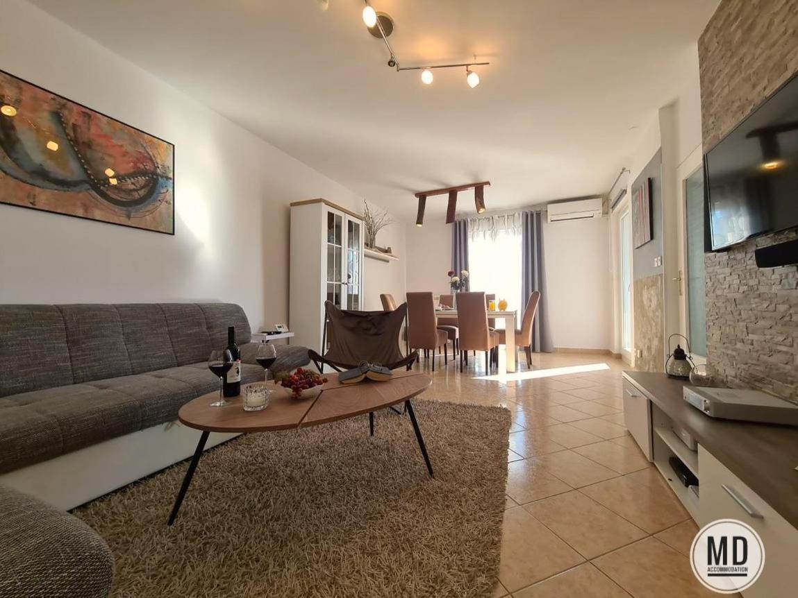 Apartment Valery Pula Bagian luar foto